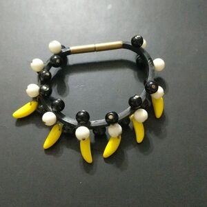 𝅺Black White Yellow Beaded Magnetic Clasp Statement Bracelet